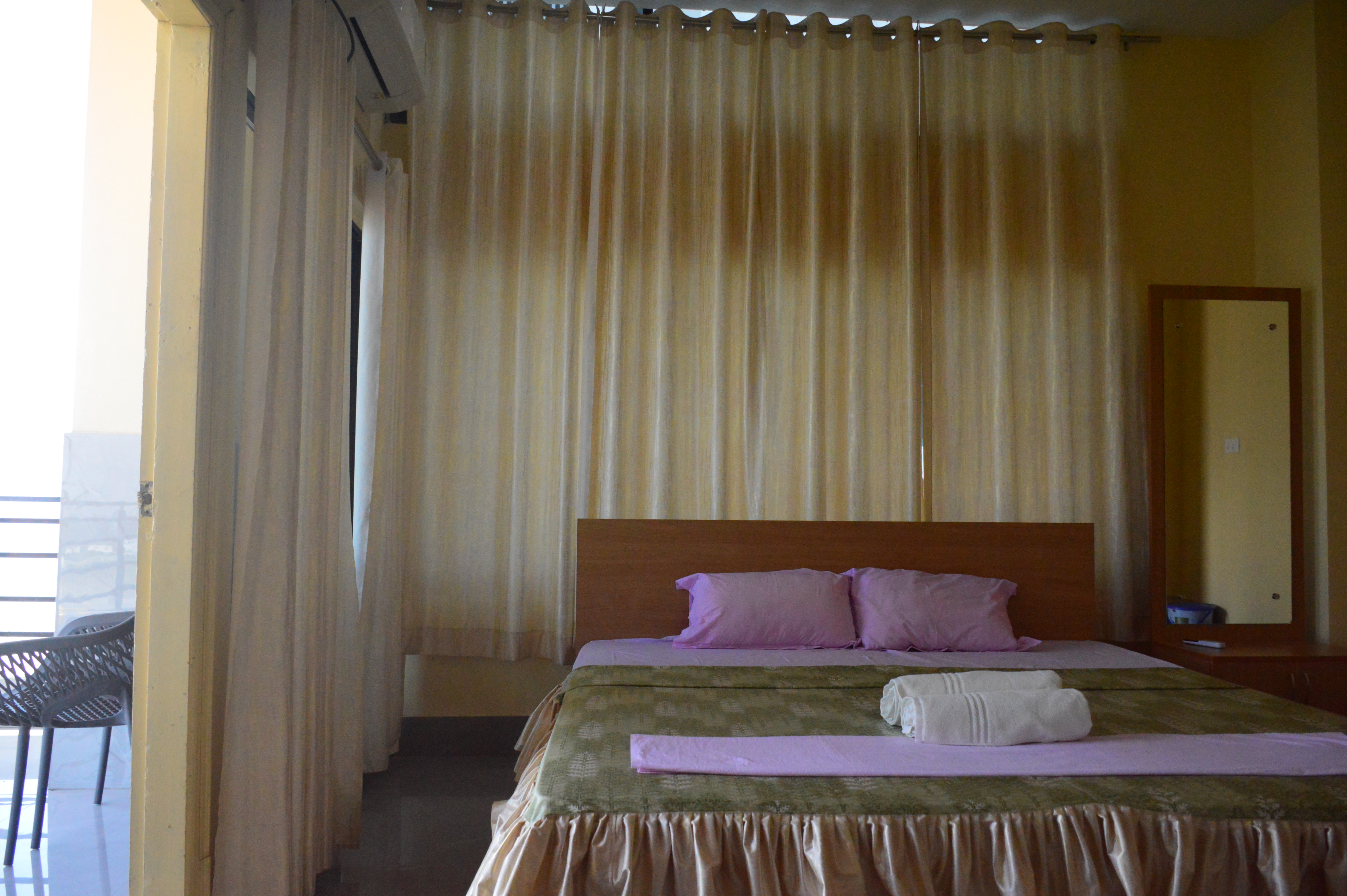 Room 401
